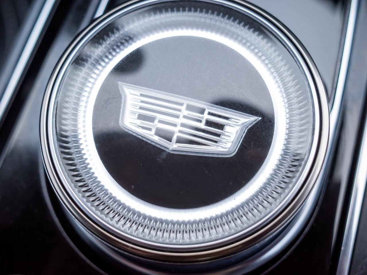 2023 Cadillac LYRIQ RWD Luxury - Rain Sensing Wipers   Hands Free Lift Photo