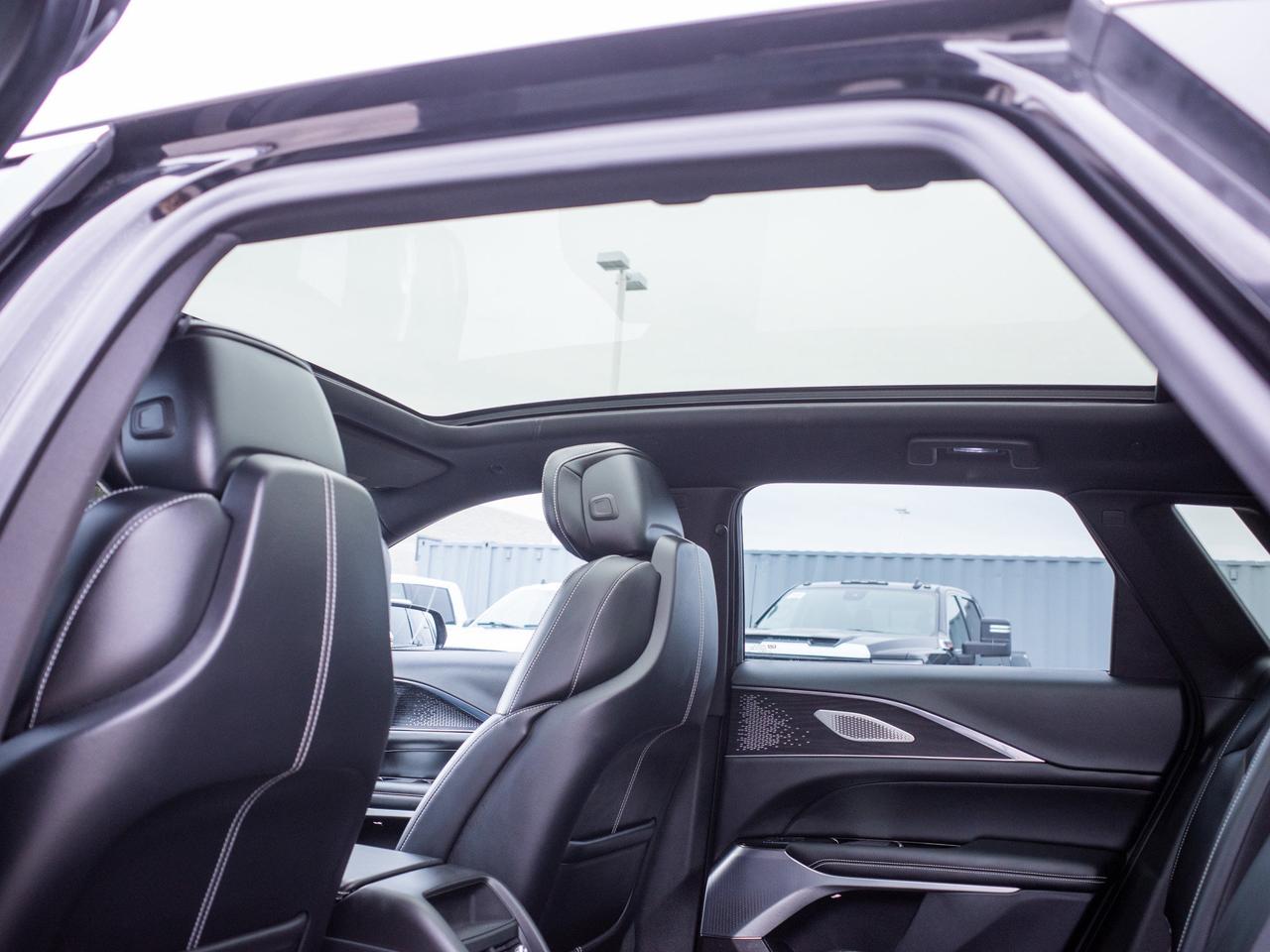 2023 Cadillac LYRIQ RWD Luxury - Rain Sensing Wipers   Hands Free Lift Photo