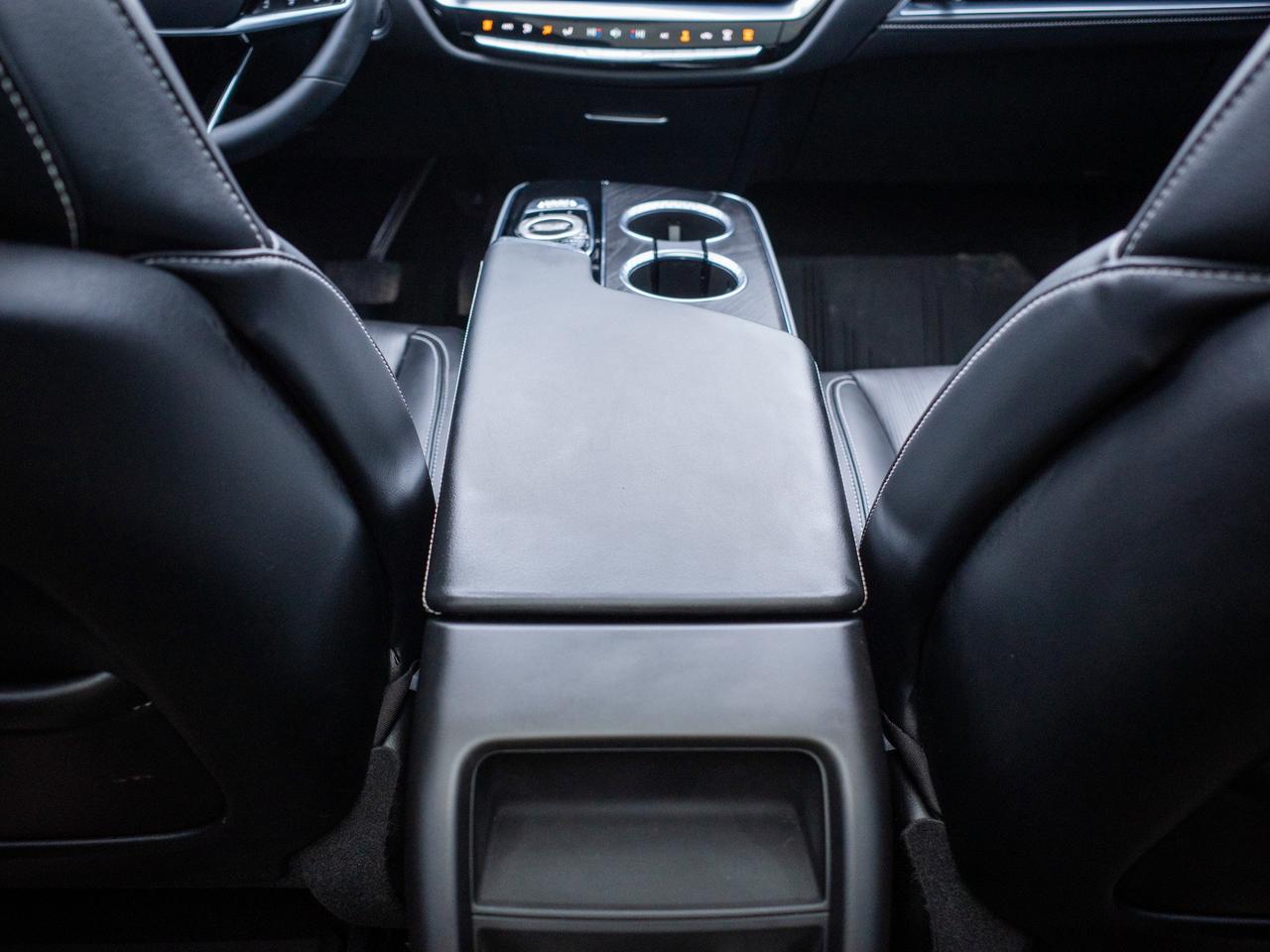 2023 Cadillac LYRIQ RWD Luxury - Rain Sensing Wipers   Hands Free Lift Photo