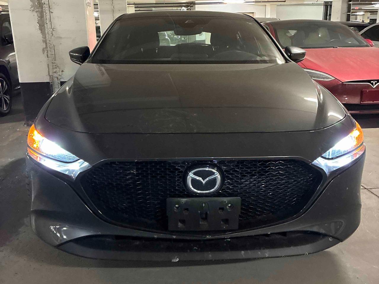 2020 Mazda MAZDA3 GS Hatchback - BACK-UP CAM! BSM! CAR PLAY! Photo