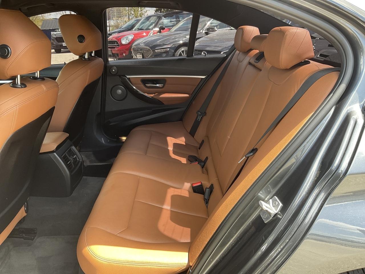 2017 BMW 3 Series 340i xDrive Sedan - LEATHER! NAV! BACK-UP CAM! H/K Photo