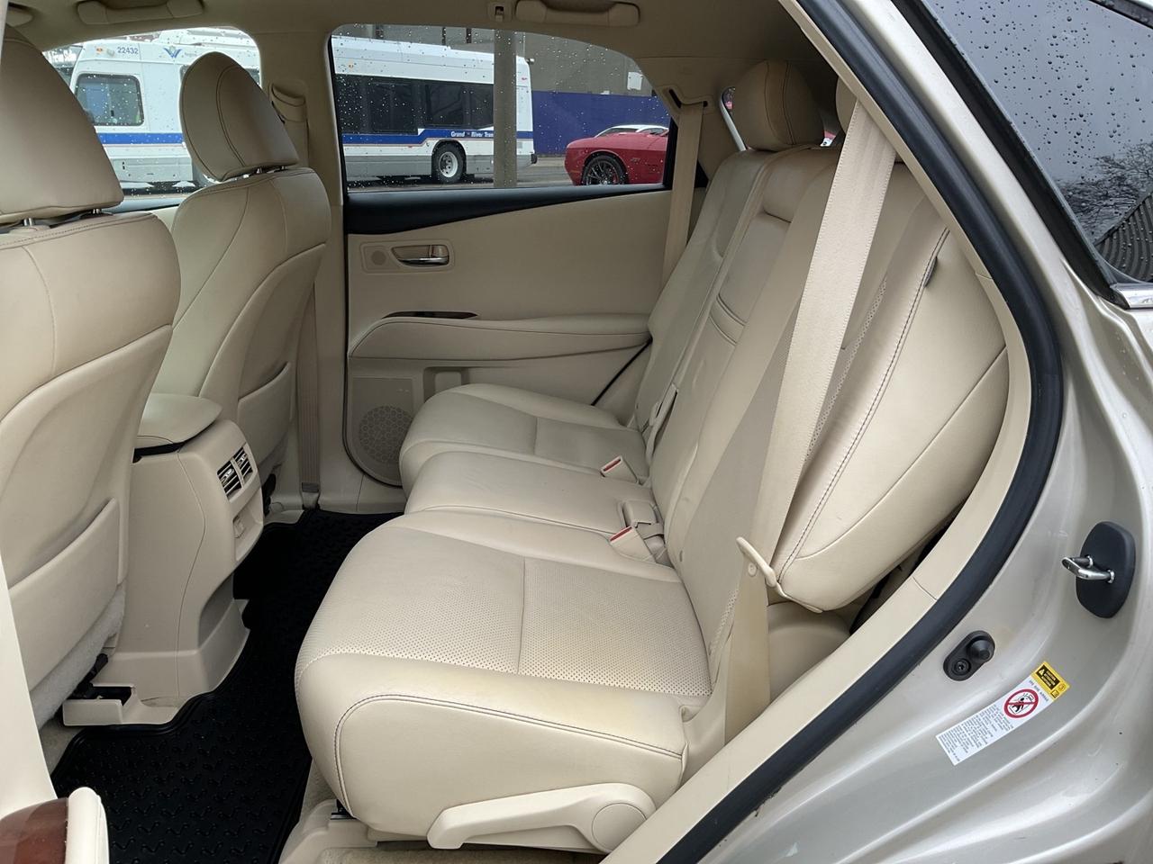 2015 Lexus RX 450h AWD - LEATHER! HUD! NAV! BACK-UP CAM! BSM! MARK LE Photo