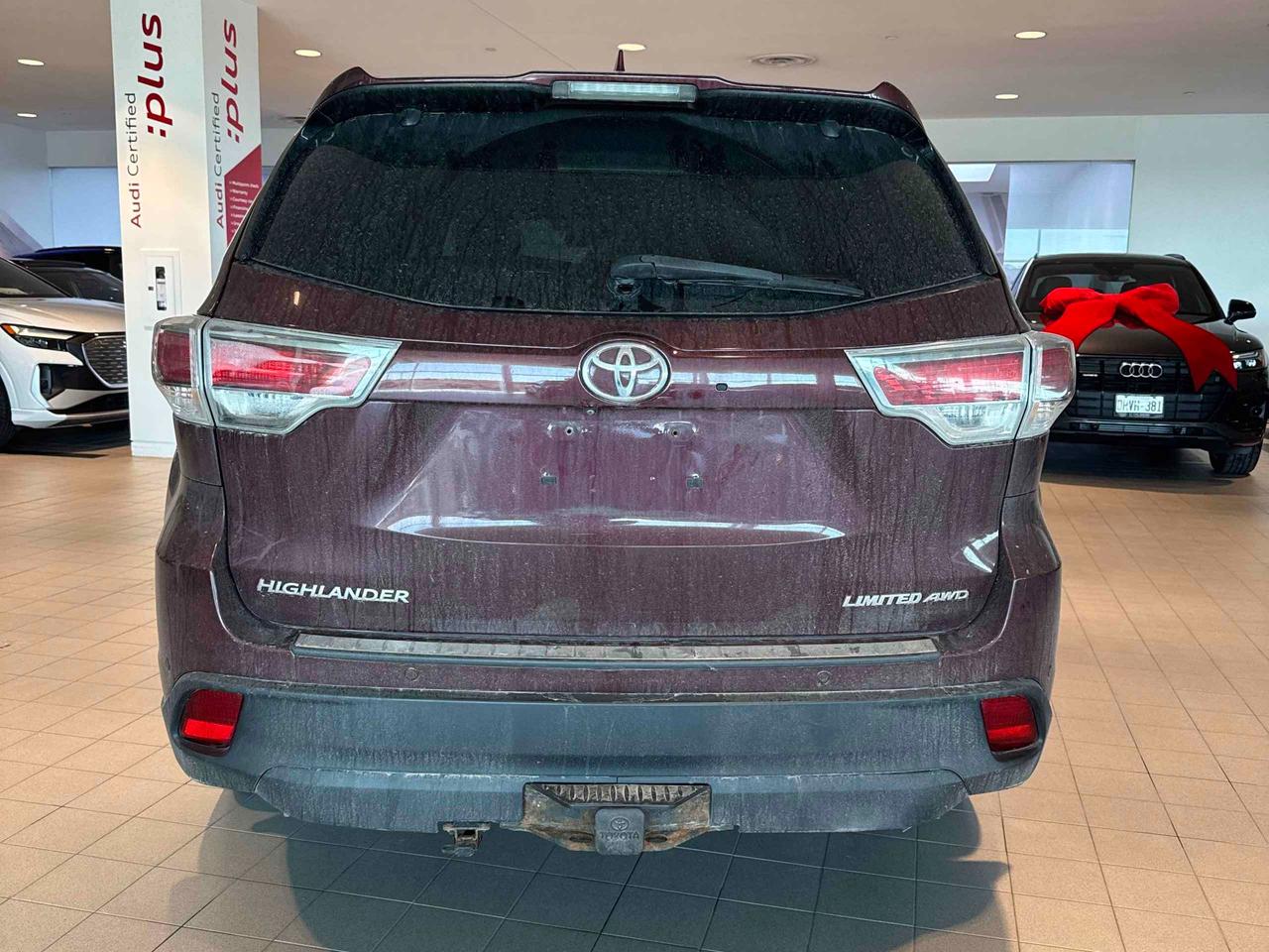 2016 Toyota Highlander Limited AWD V6 - LEATHER! NAV! BACK-UP CAM! BSM! 7 Photo2