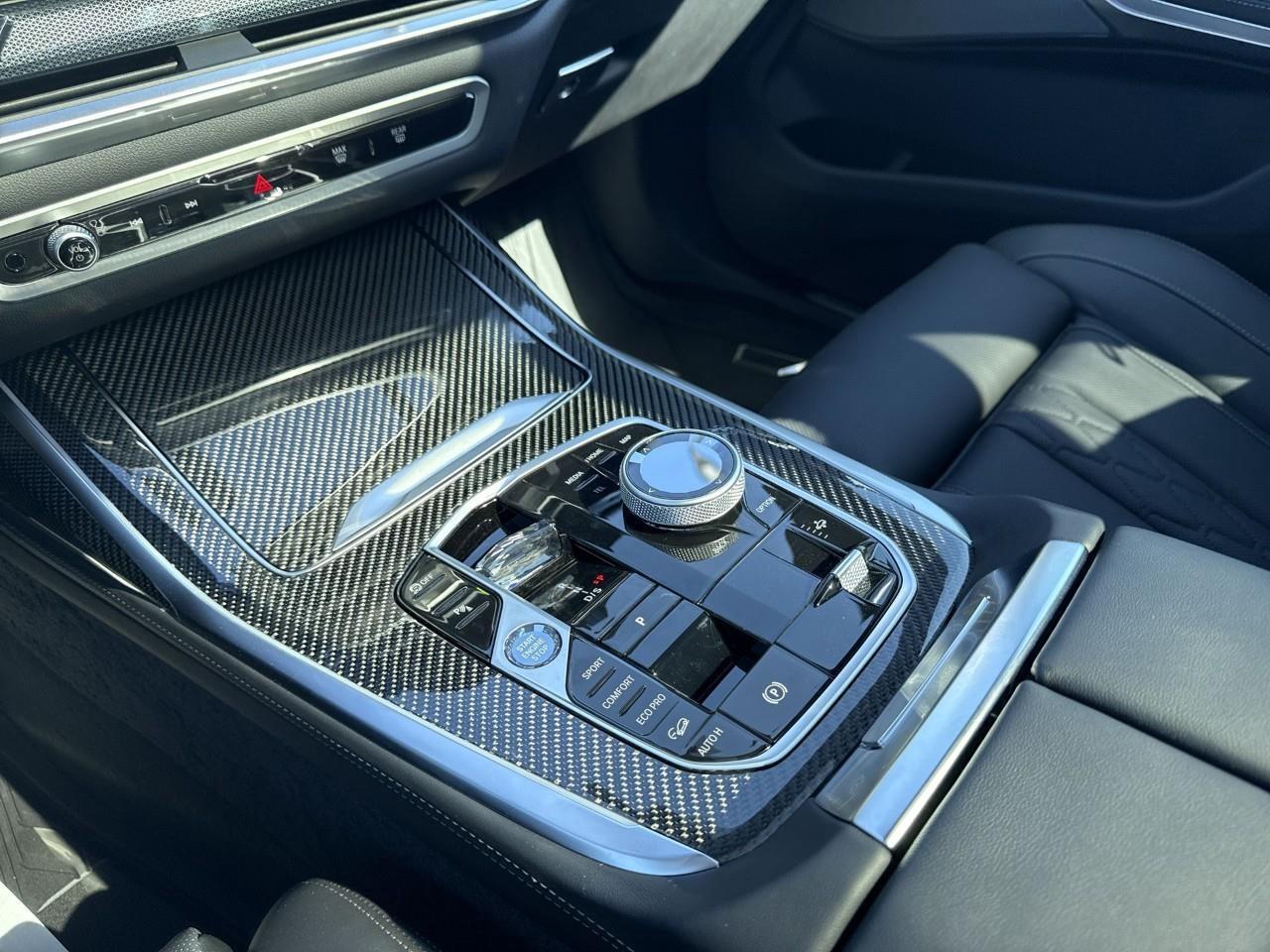 2026 BMW X7 xDrive40i Photo