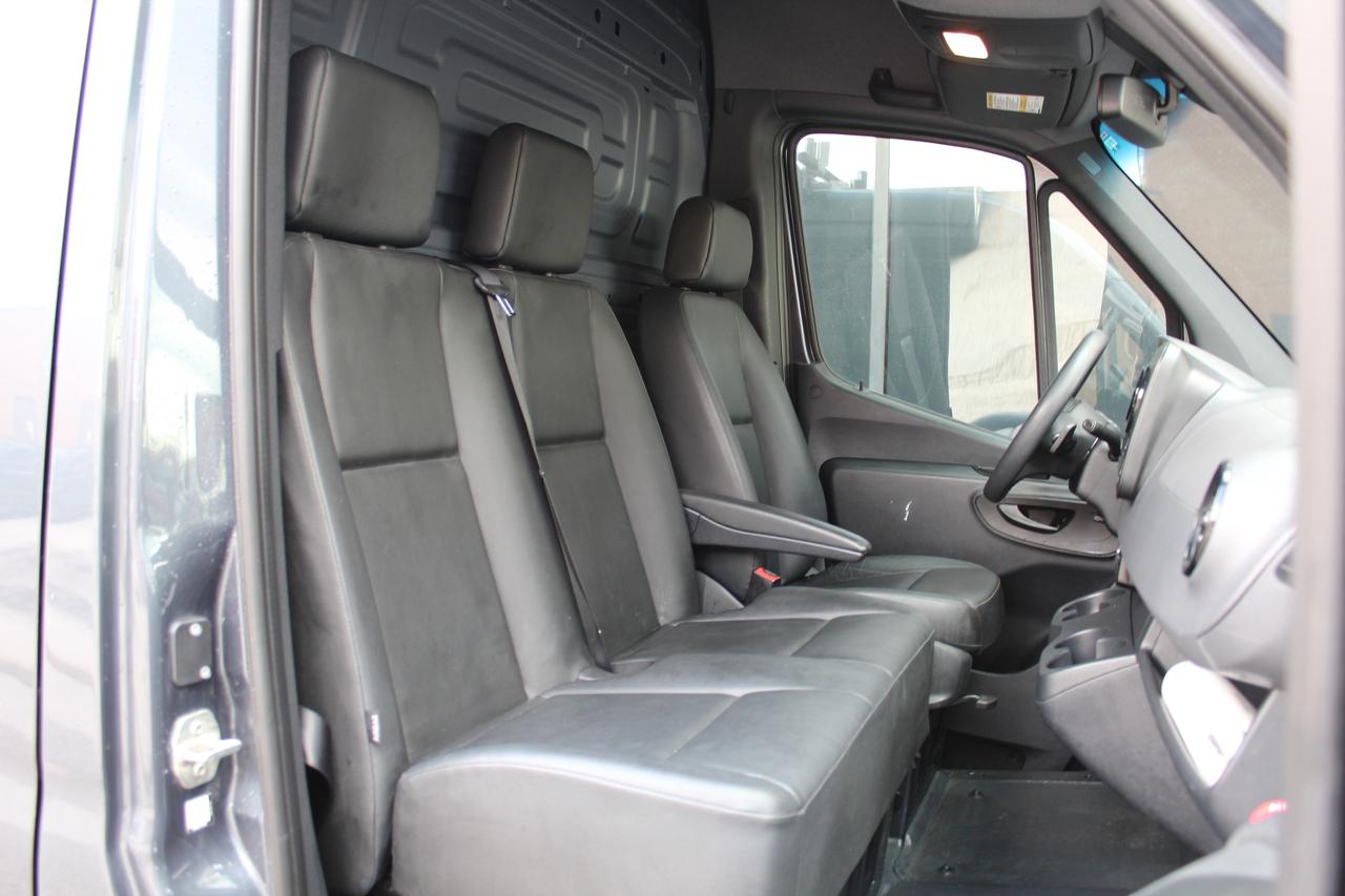 2022 Mercedes-Benz Sprinter Cargo Van 144" - "HIGH ROOF" - "3.0L DIESEL" - "LEATHER" Photo
