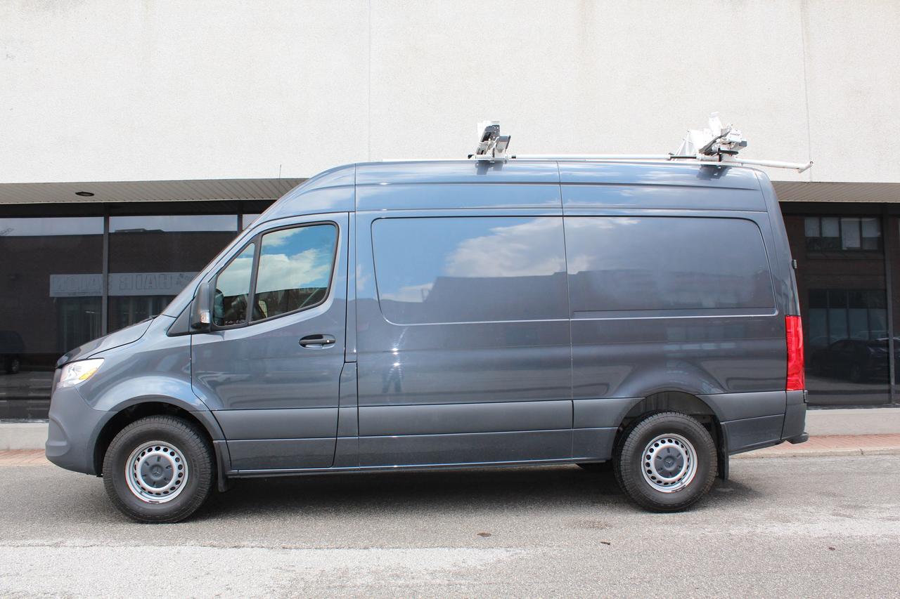 2022 Mercedes-Benz Sprinter Cargo Van 144" - "HIGH ROOF" - "3.0L DIESEL" - "LEATHER" Photo