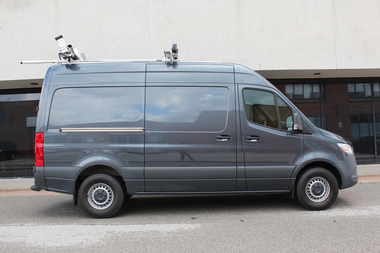 2022 Mercedes-Benz Sprinter Cargo Van 144" - "HIGH ROOF" - "3.0L DIESEL" - "LEATHER" Photo