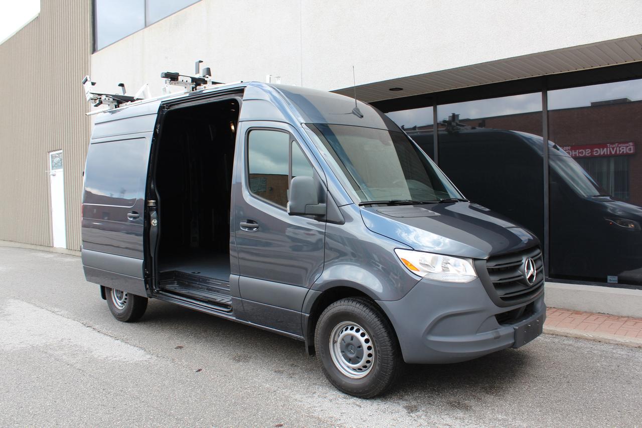 2022 Mercedes-Benz Sprinter Cargo Van 144" - "HIGH ROOF" - "3.0L DIESEL" - "LEATHER" Photo
