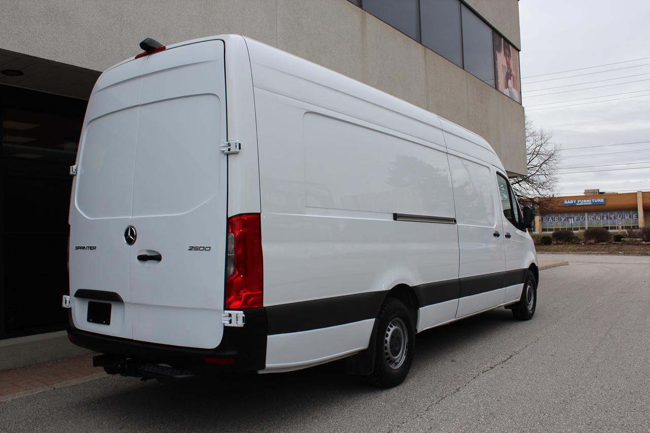 2024 Mercedes-Benz Sprinter Cargo Van 177" "EXTRA EXTENDED" - "TOW PKG" - "H.O DIESEL" Photo