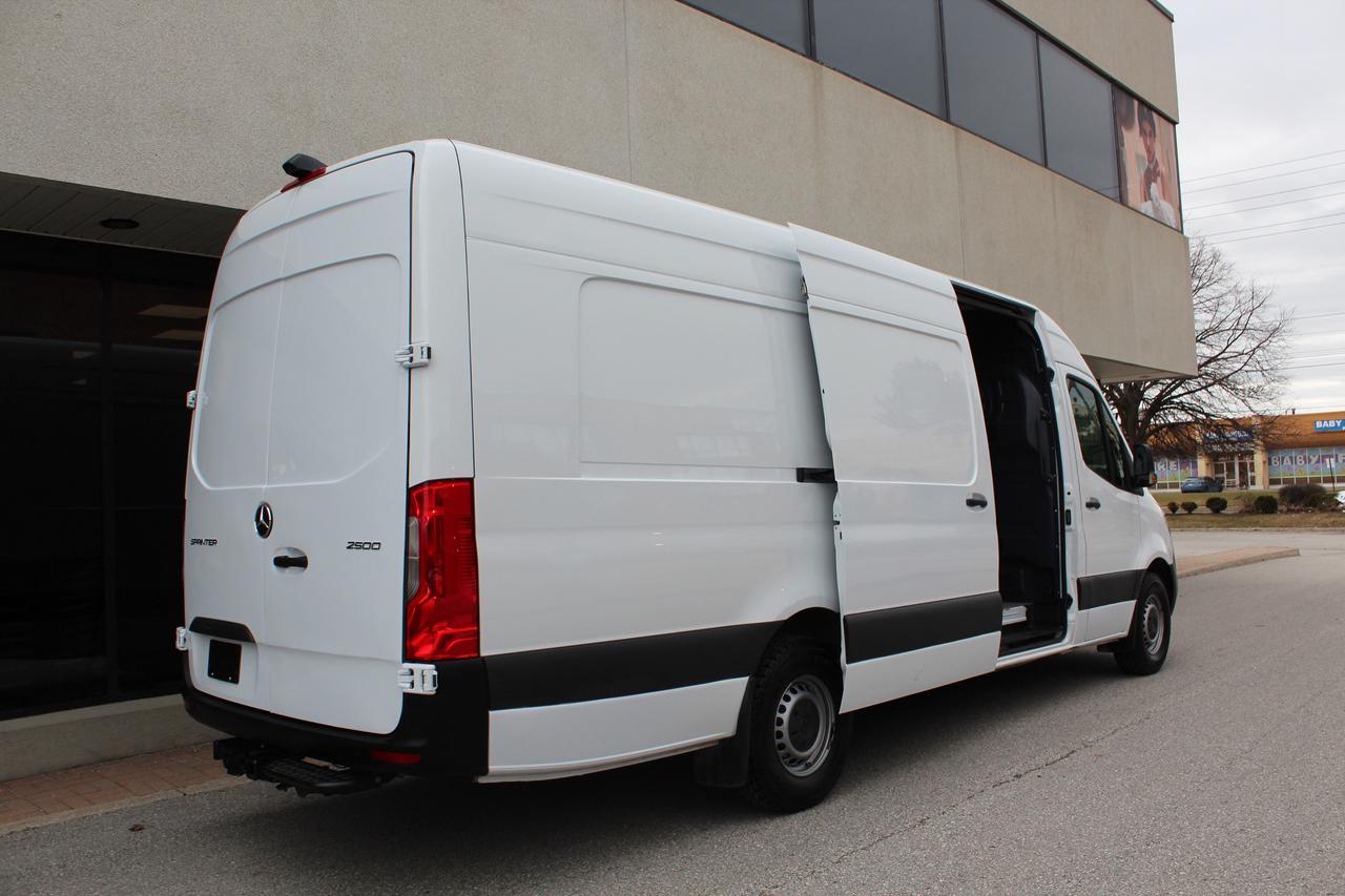 2024 Mercedes-Benz Sprinter Cargo Van 177" "EXTRA EXTENDED" - "TOW PKG" - "H.O DIESEL" Photo