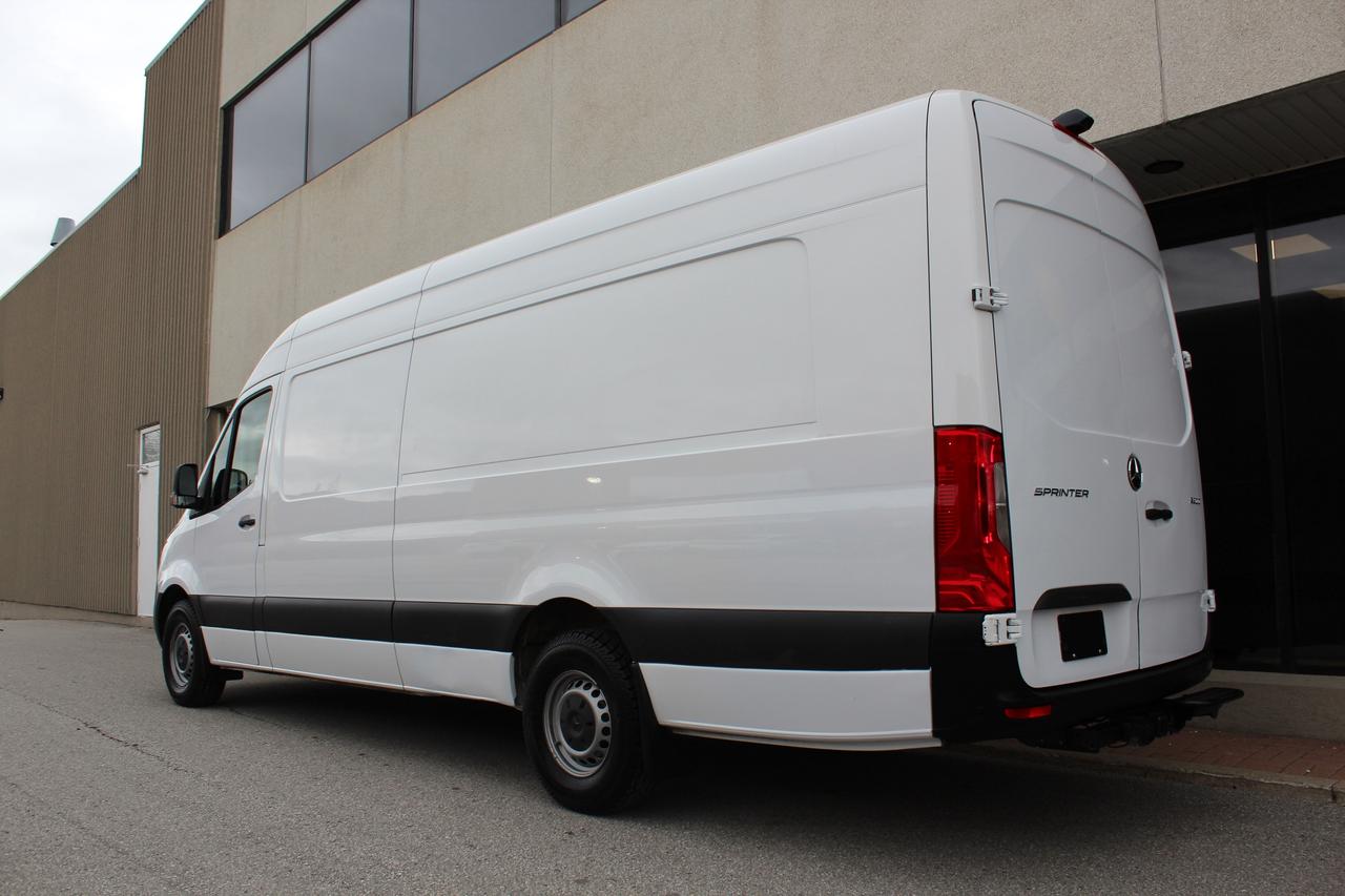 2024 Mercedes-Benz Sprinter Cargo Van 177" "EXTRA EXTENDED" - "TOW PKG" - "H.O DIESEL" Photo
