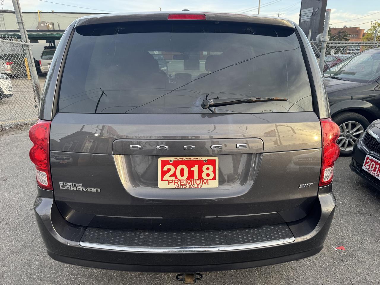 2018 Dodge Grand Caravan *** 3 YEAR WARRANTY INCLUDED *** Photo4