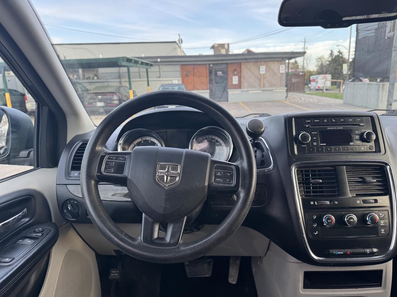 2018 Dodge Grand Caravan *** 3 YEAR WARRANTY INCLUDED *** Photo