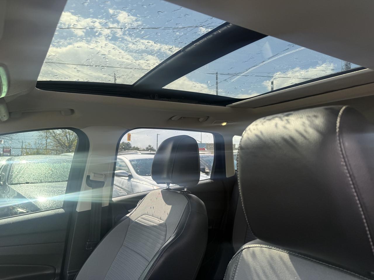 2017 Ford Escape *** 3 YEAR WARRANTY INCLUDED *** Photo