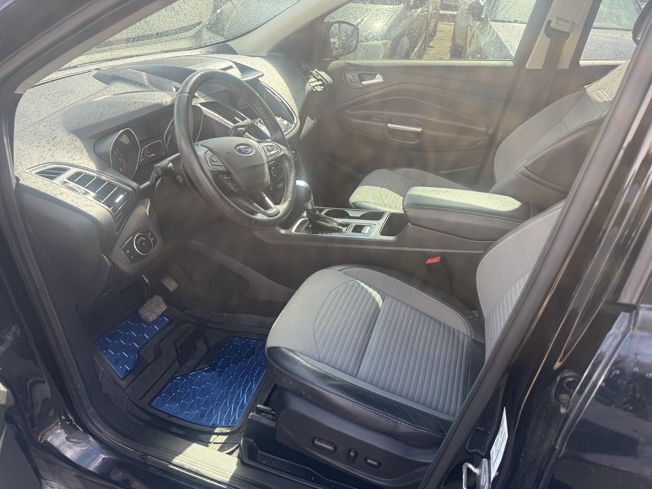 2017 Ford Escape *** 3 YEAR WARRANTY INCLUDED *** Photo