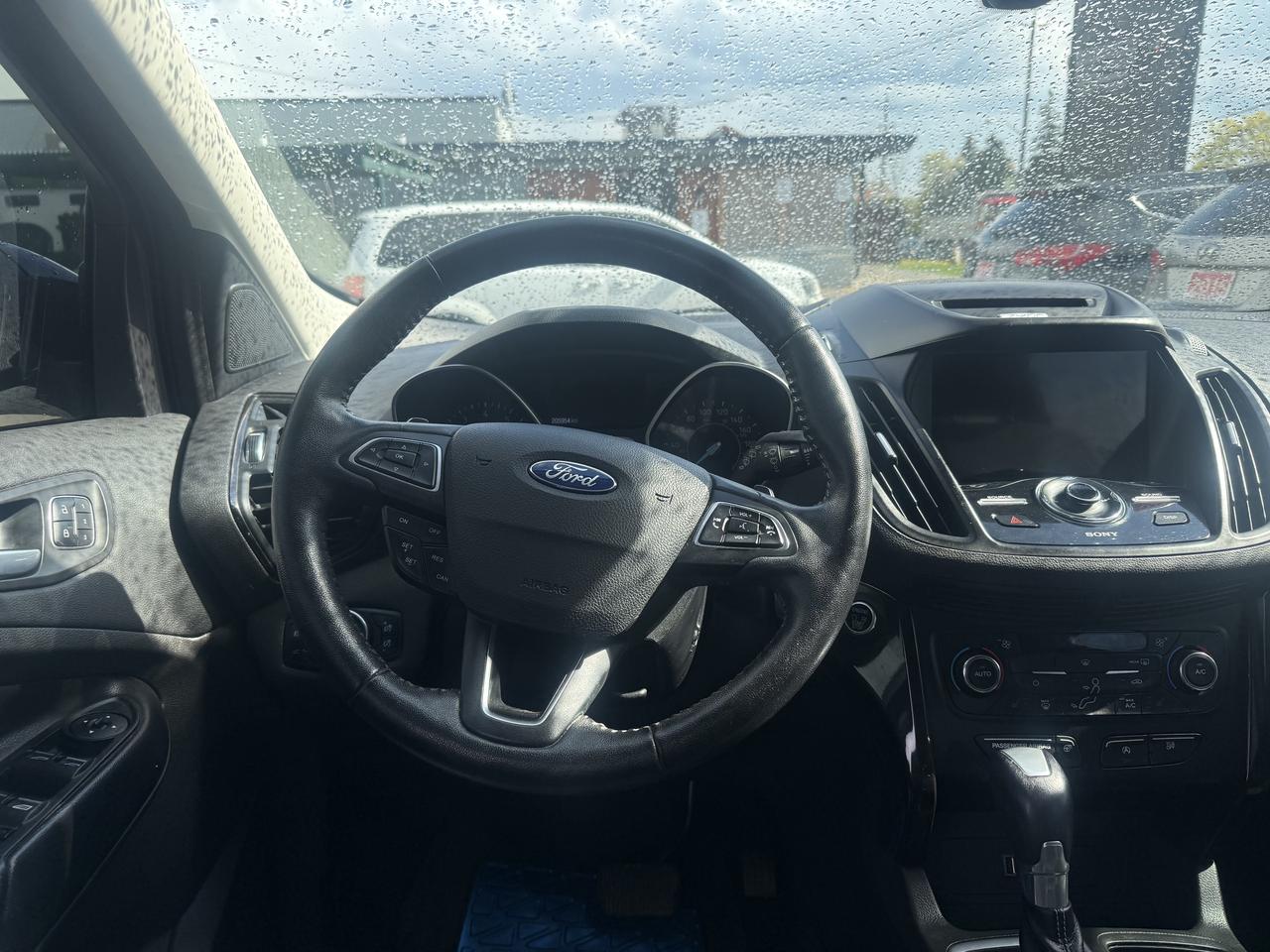 2017 Ford Escape *** 3 YEAR WARRANTY INCLUDED *** Photo