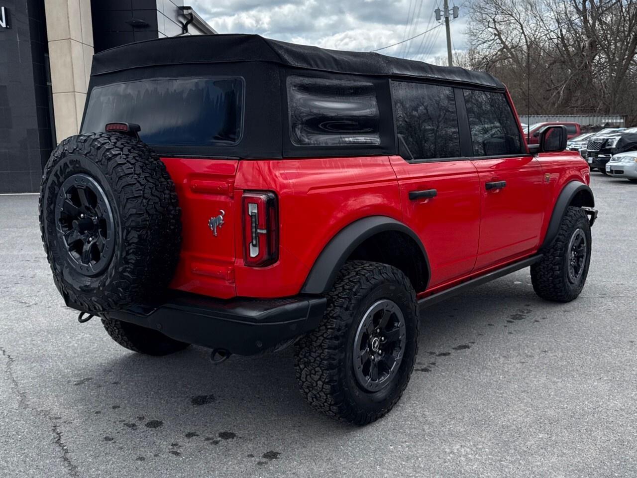 2021 Ford Bronco  Photo