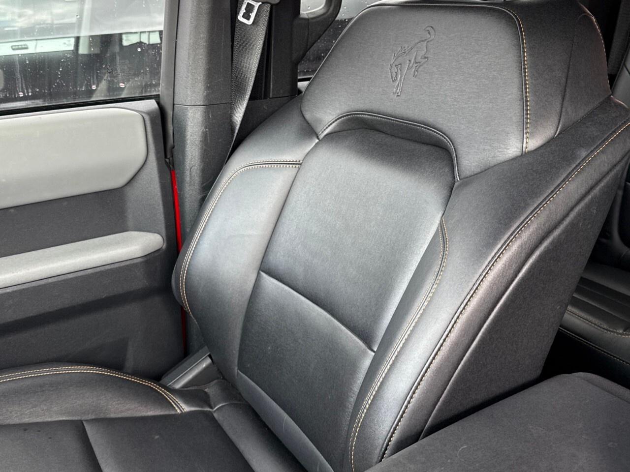 2021 Ford Bronco BADLANDS   4WD   MANUAL! Photo