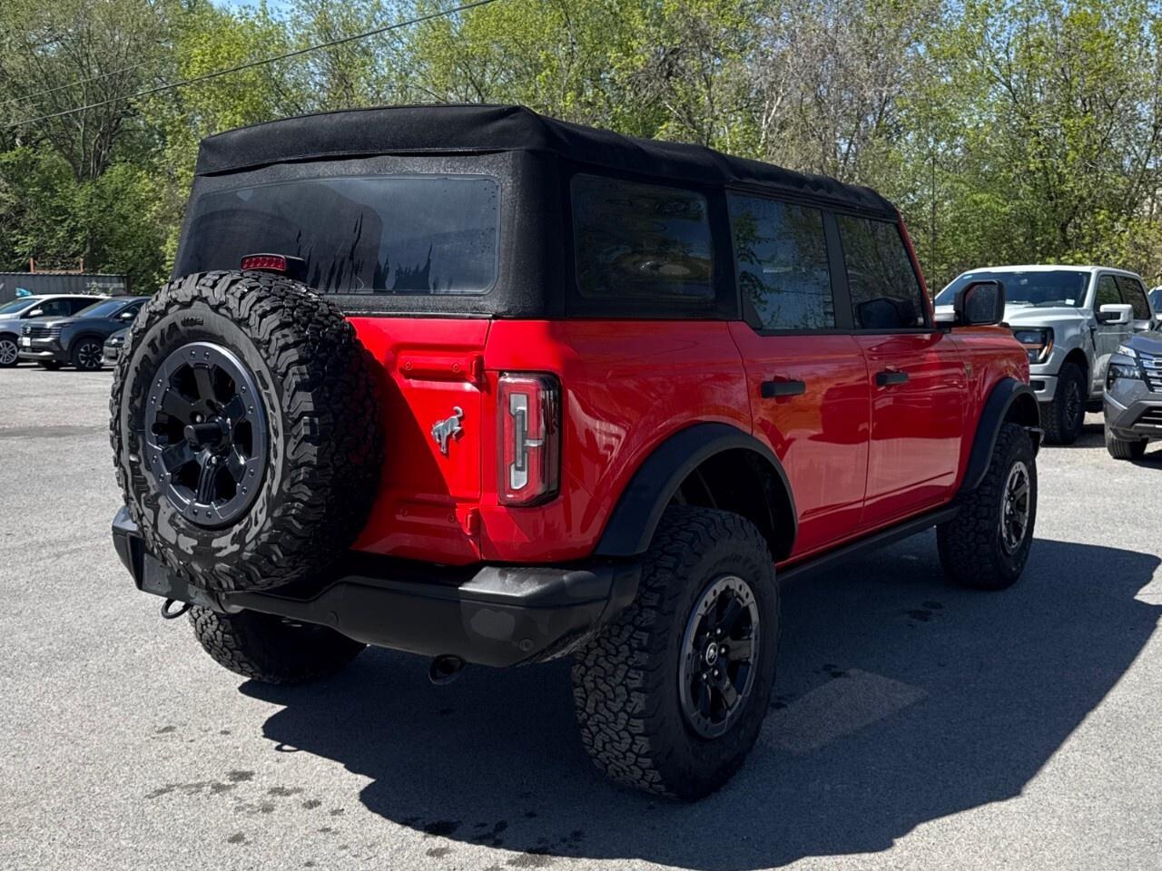 2021 Ford Bronco BADLANDS   4WD   MANUAL! Photo
