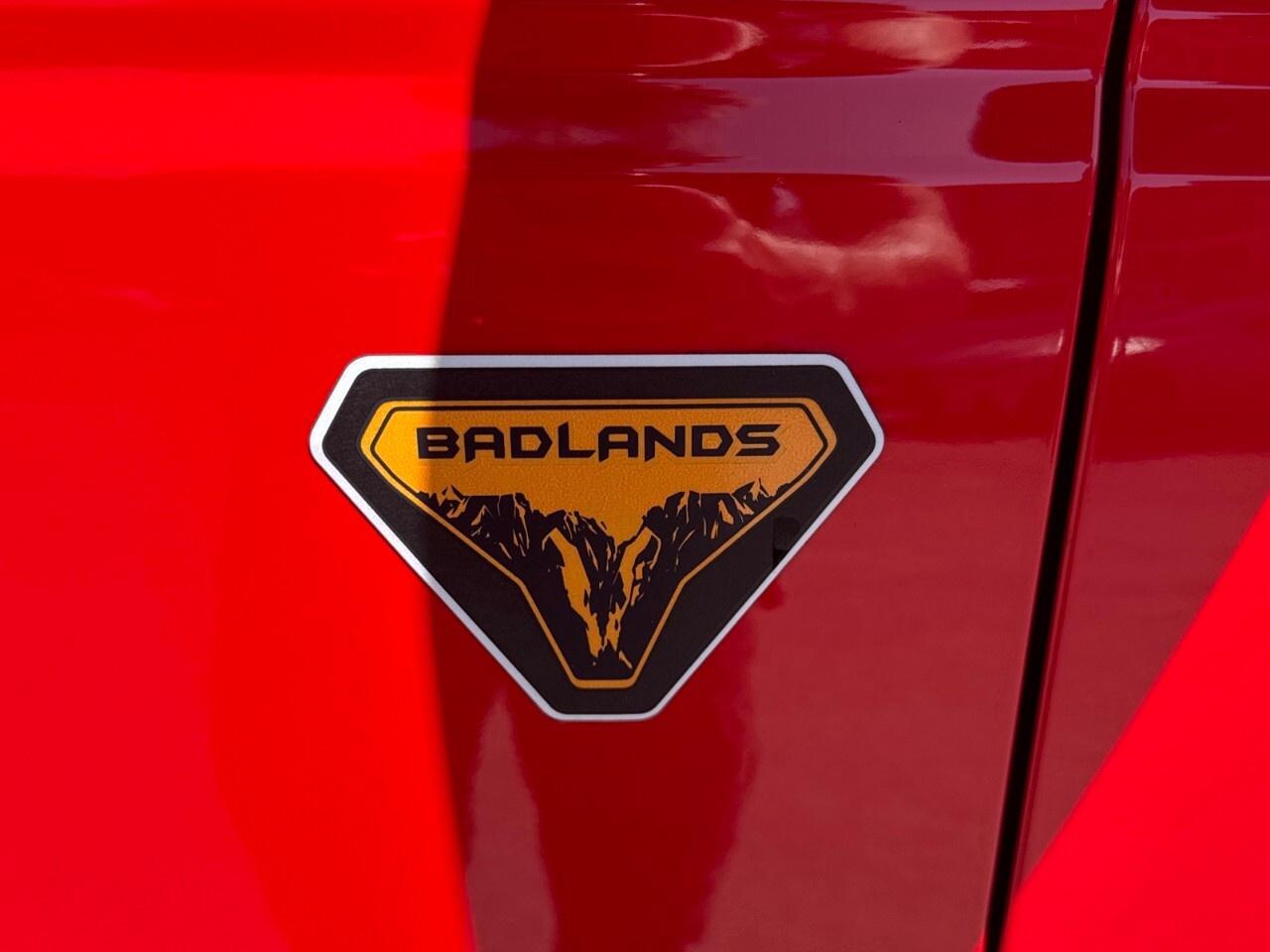 2021 Ford Bronco BADLANDS   4WD   MANUAL! Photo