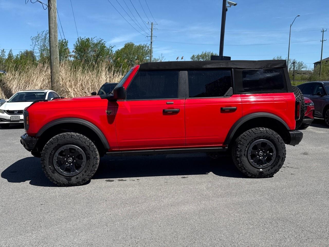 2021 Ford Bronco BADLANDS   4WD   MANUAL! Photo