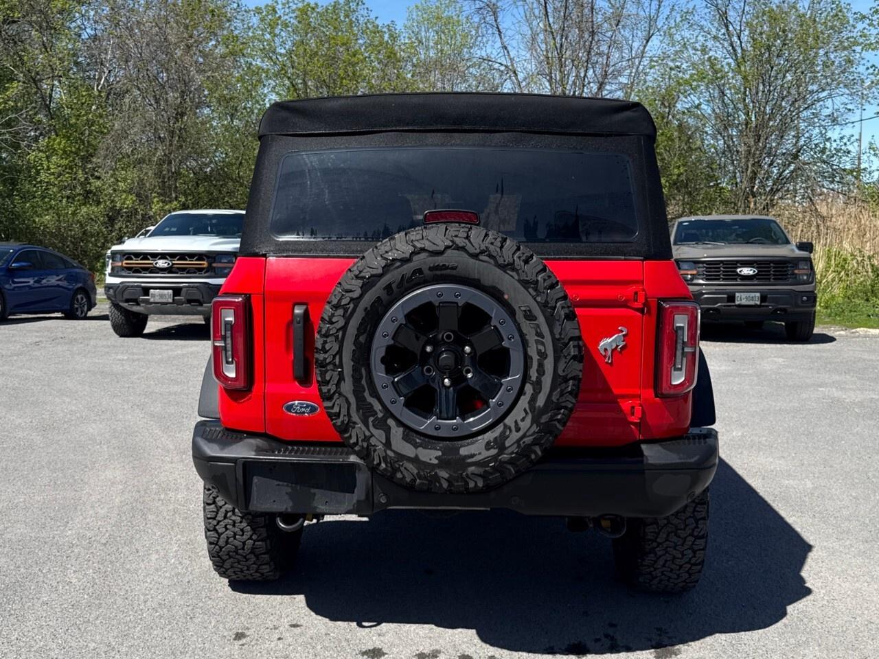 2021 Ford Bronco BADLANDS   4WD   MANUAL! Photo