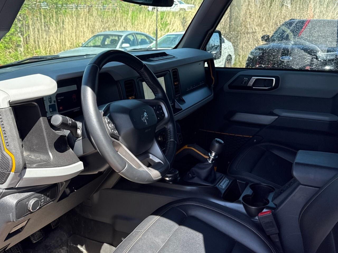 2021 Ford Bronco BADLANDS   4WD   MANUAL! Photo