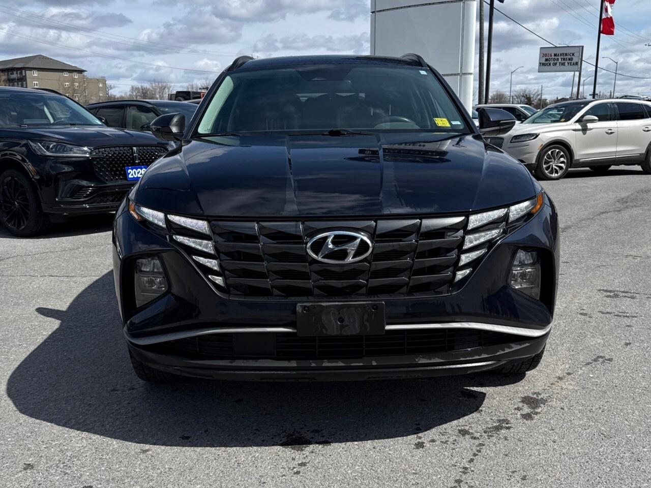 2022 Hyundai Tucson PREFERRED    AWD   NAV   1 OWNER Photo