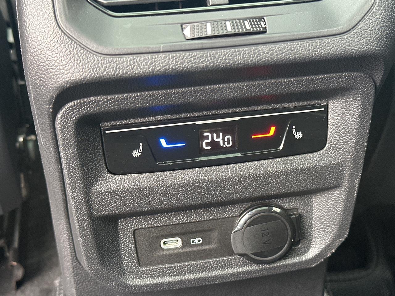 2024 Volkswagen Tiguan HIGHLINE R-LINE 4MOTION Photo