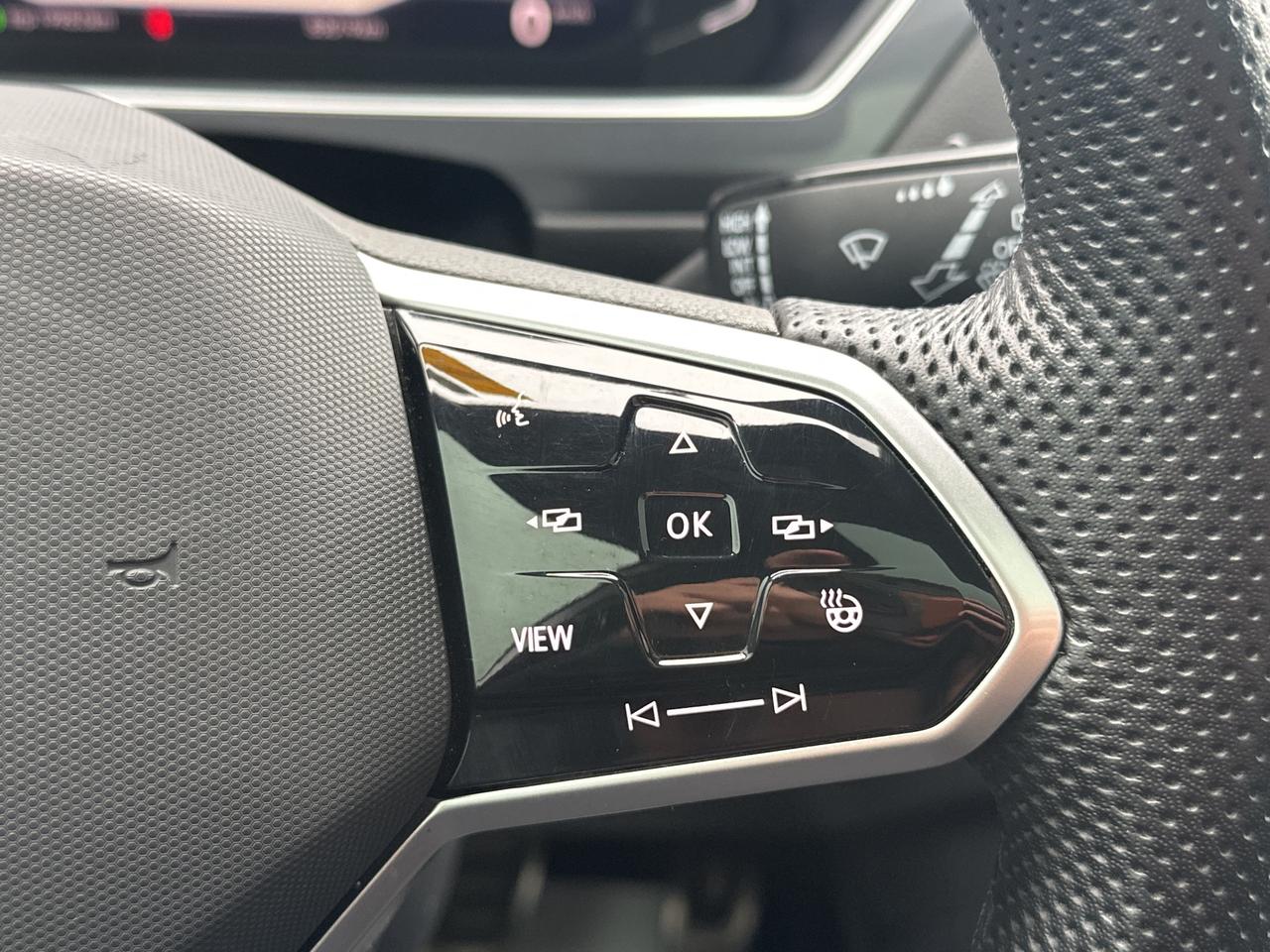 2024 Volkswagen Tiguan HIGHLINE R-LINE 4MOTION Photo