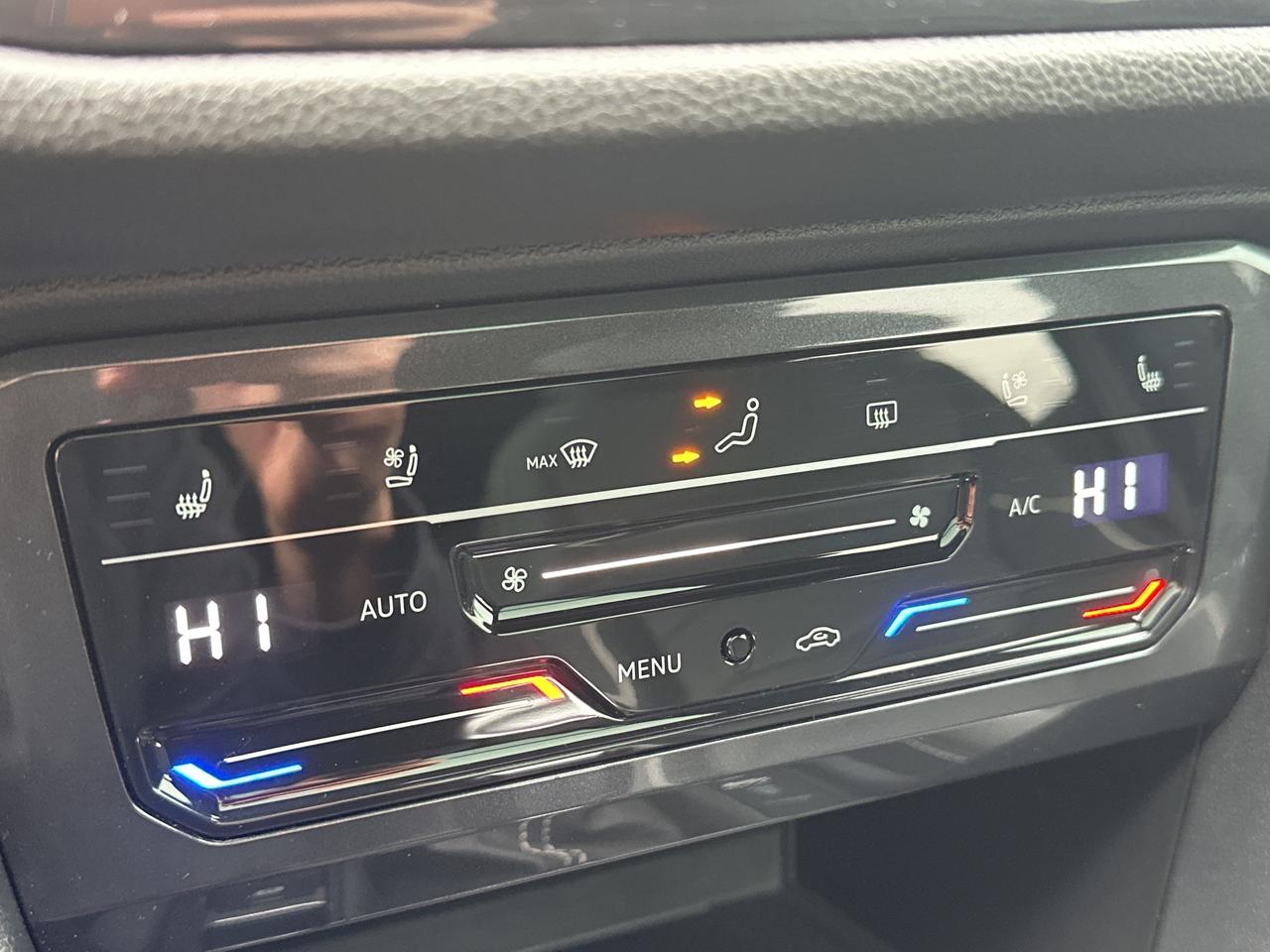 2024 Volkswagen Tiguan HIGHLINE R-LINE 4MOTION Photo