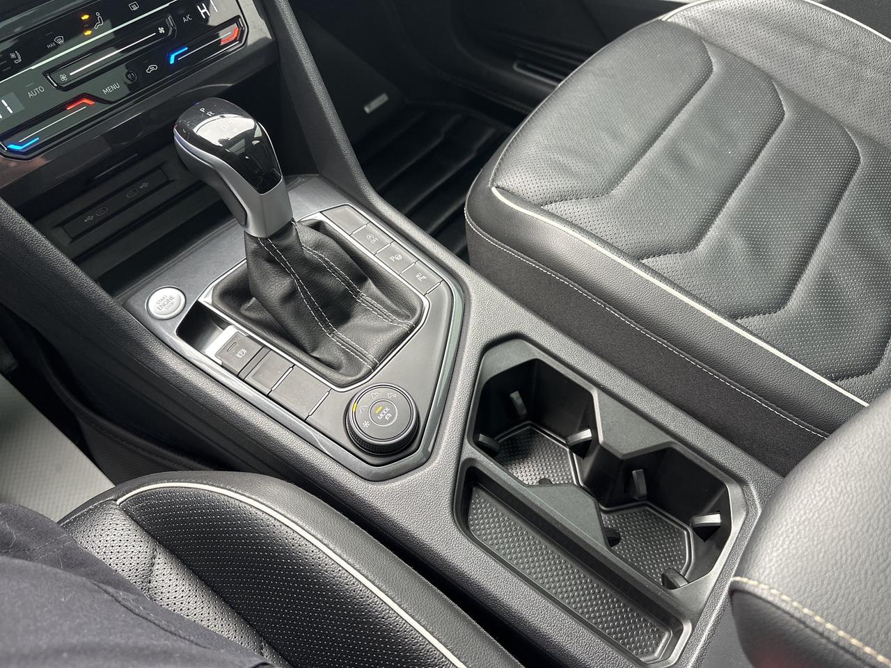 2024 Volkswagen Tiguan HIGHLINE R-LINE 4MOTION Photo