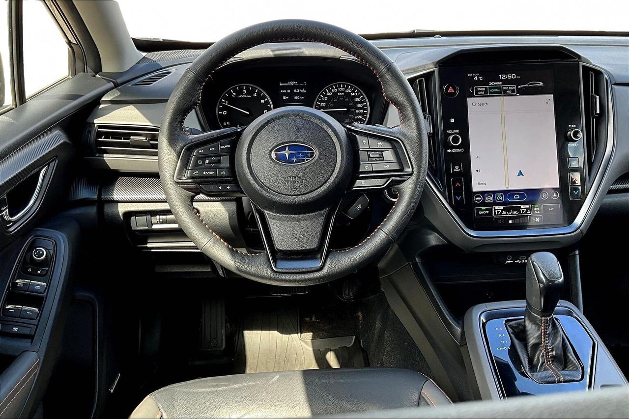 2024 Subaru Crosstrek LIMITED AWD   LEATHER   SUNROOF   NAVIGATION Photo