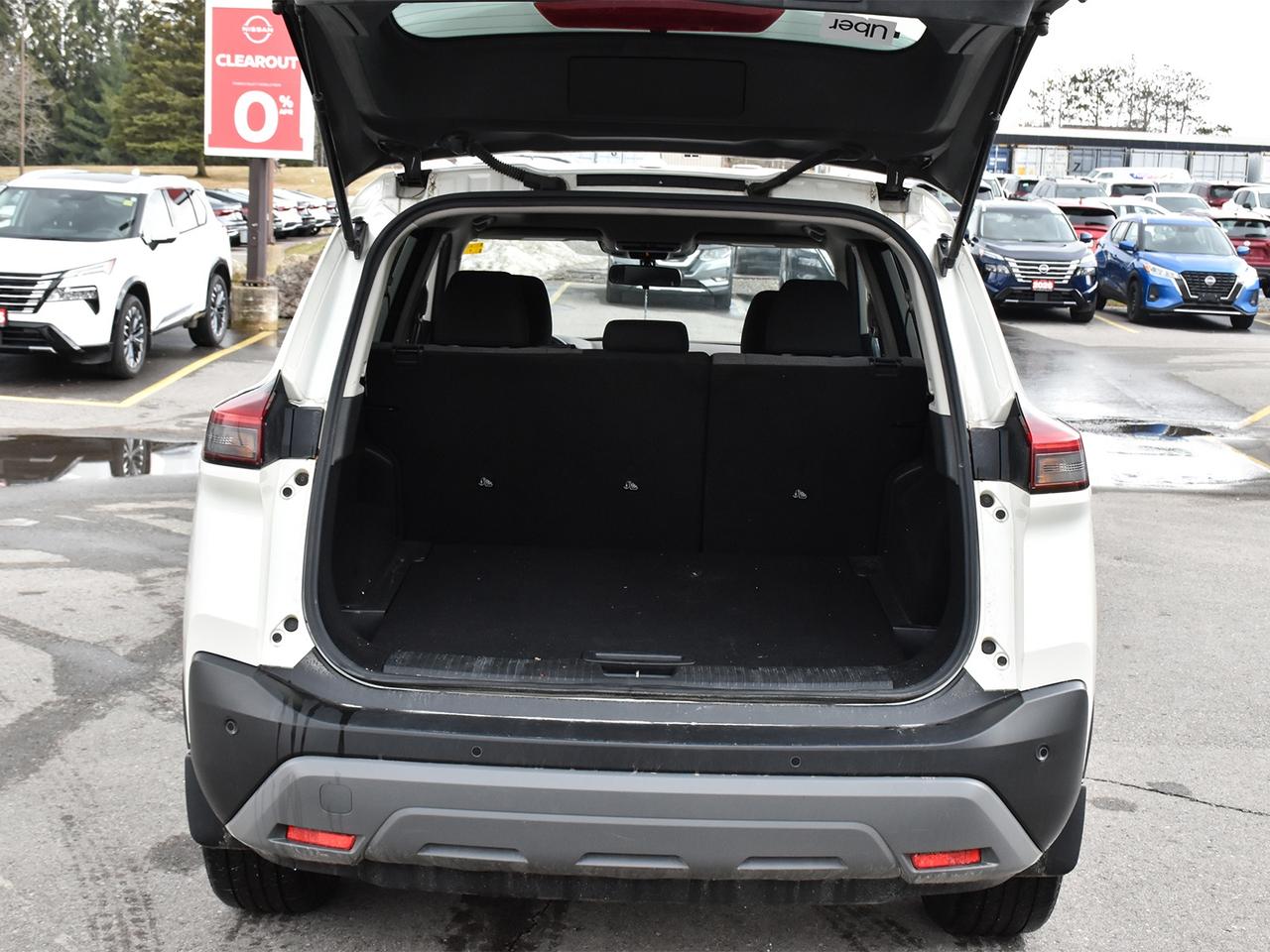 2022 Nissan Rogue SV  - Moonroof -  Apple CarPlay Photo