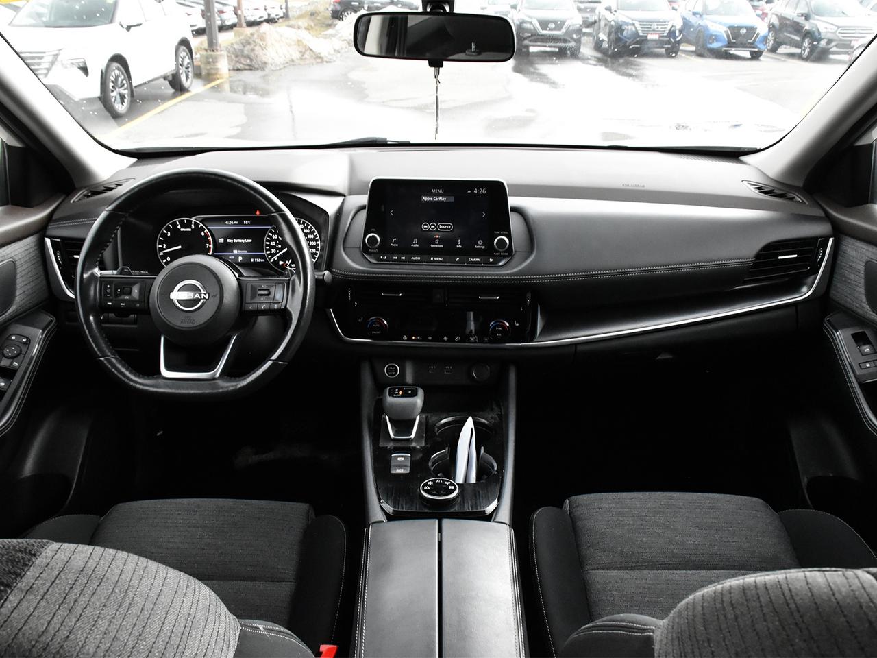 2022 Nissan Rogue SV  - Moonroof -  Apple CarPlay Photo