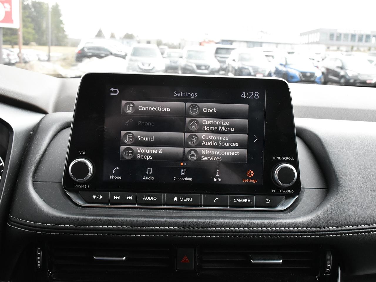 2022 Nissan Rogue SV  - Moonroof -  Apple CarPlay Photo