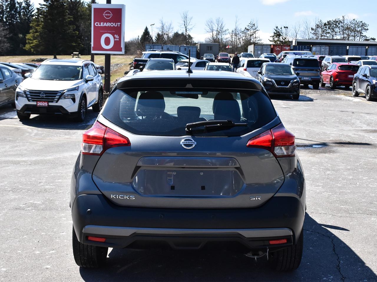 2020 Nissan Kicks SR  - Heated Seats -  Fog Lights Photo