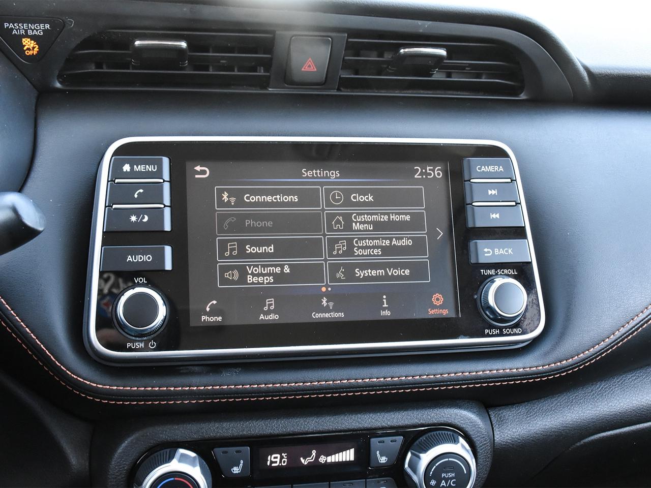2020 Nissan Kicks SR  - Heated Seats -  Fog Lights Photo