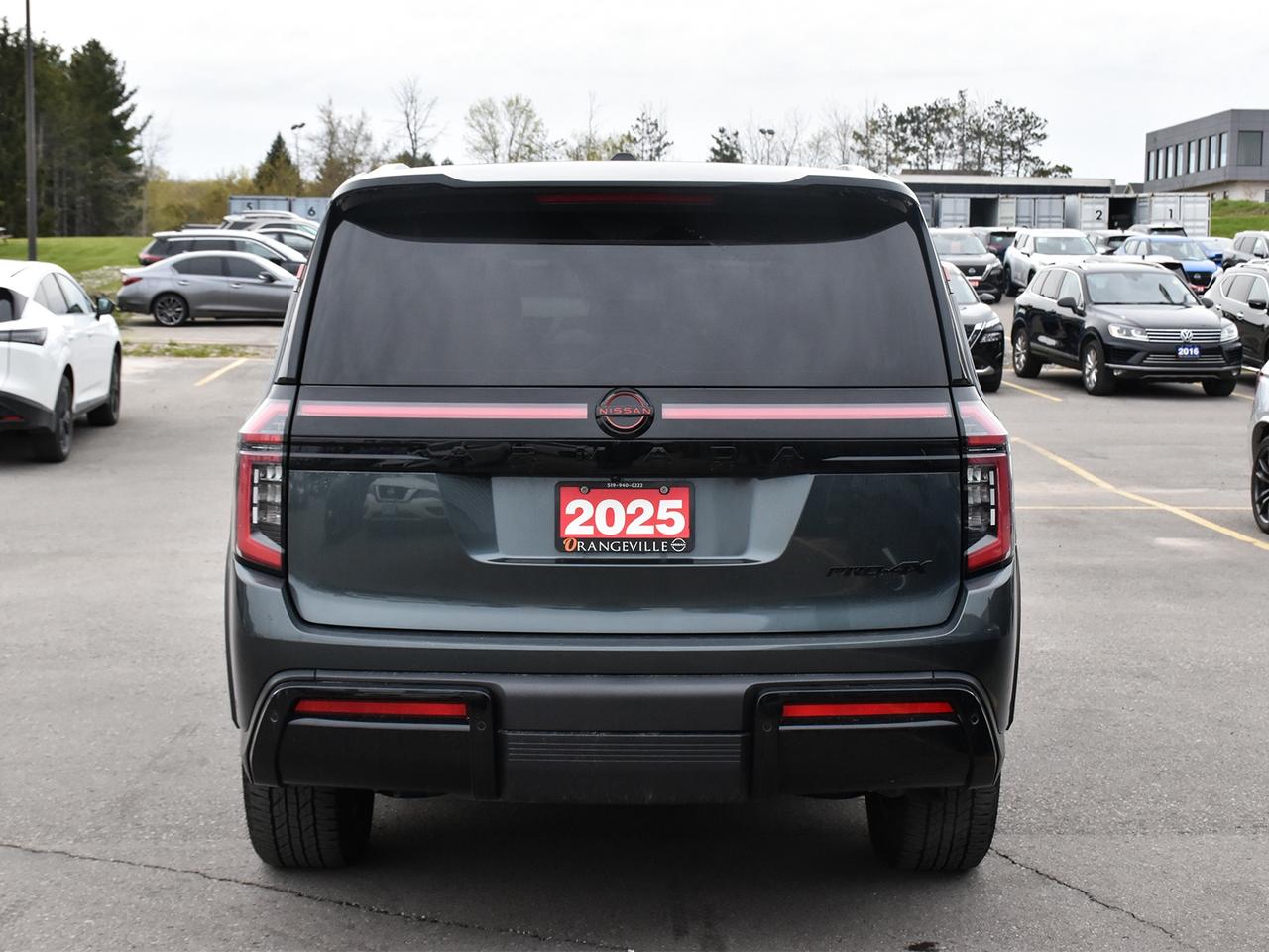 2025 Nissan Armada PRO-4X  - One owner - Certified Photo4