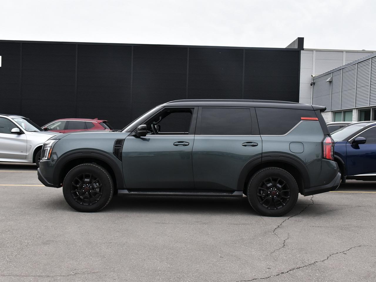 2025 Nissan Armada PRO-4X  - One owner - Certified Photo2