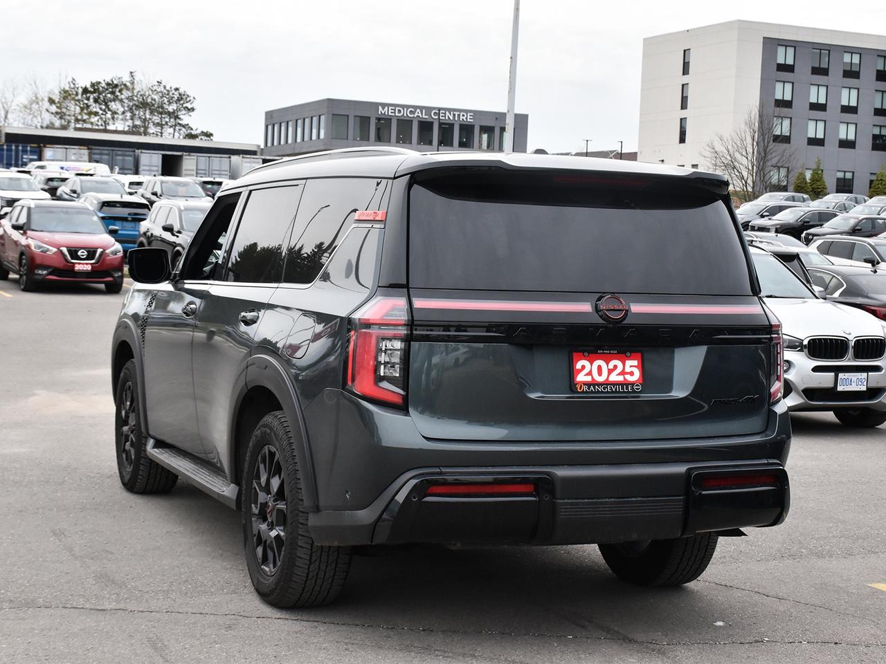 2025 Nissan Armada PRO-4X  - One owner - Certified Photo