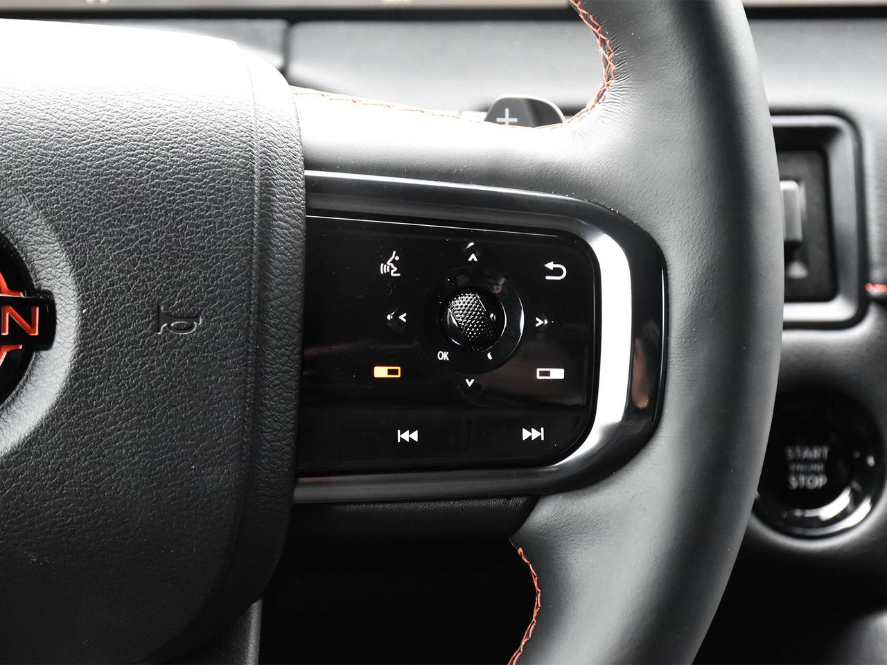 2025 Nissan Armada PRO-4X  - One owner - Certified Photo