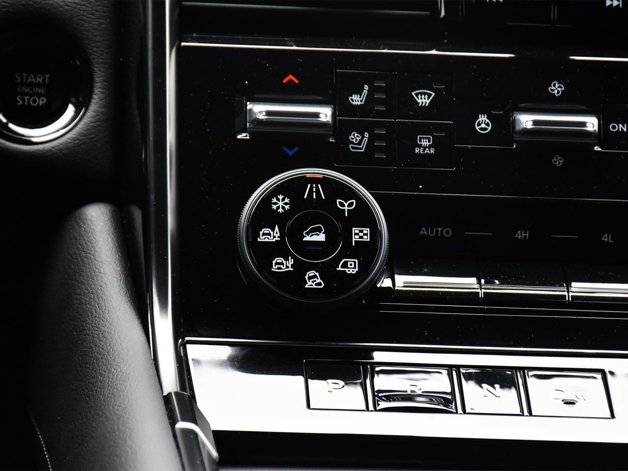 2025 Nissan Armada PRO-4X  - One owner - Certified Photo