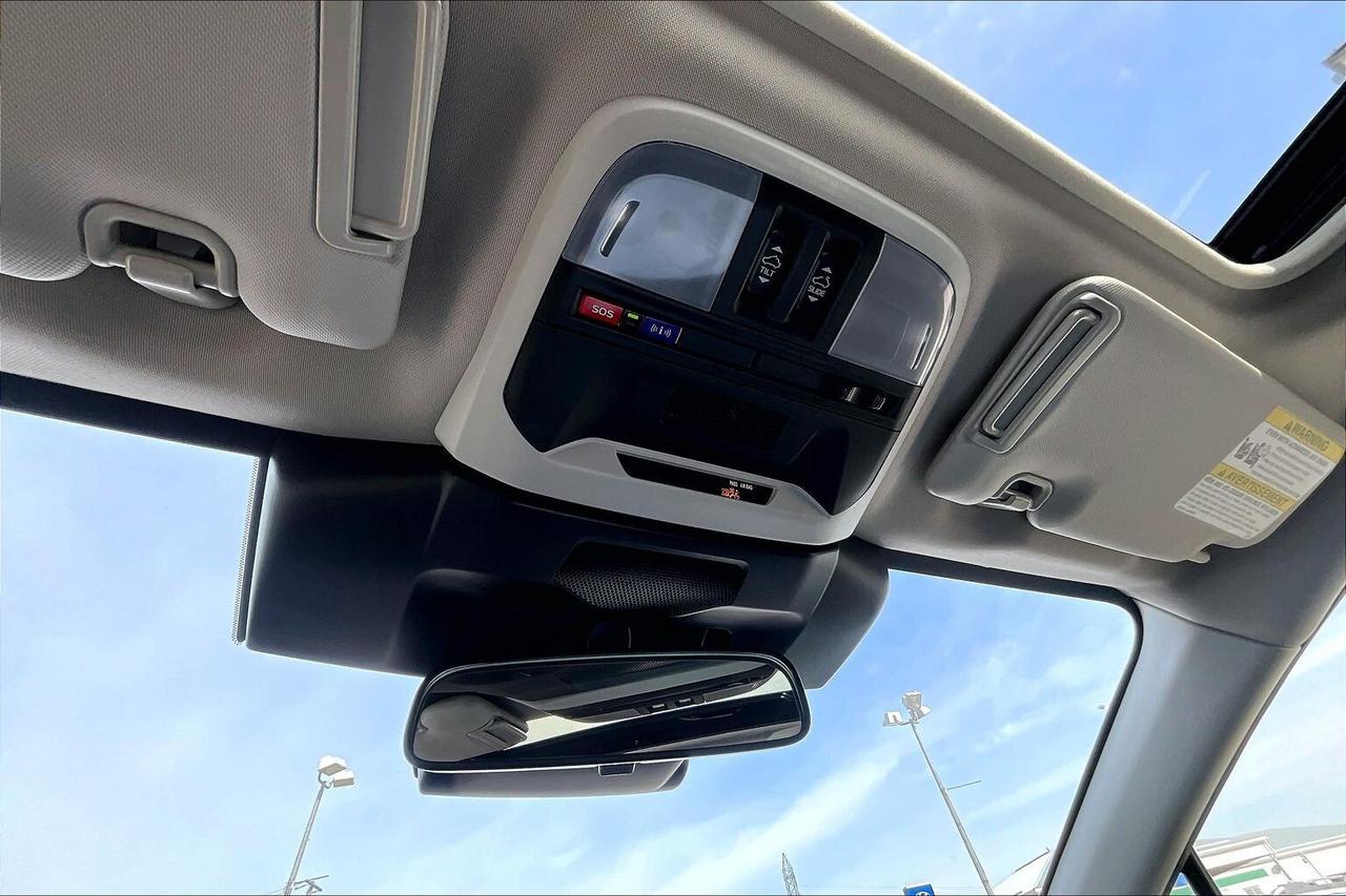 2024 Subaru Crosstrek LIMITED AWD   LOW KM!   FULLY LOADED!   SUNROOF Photo