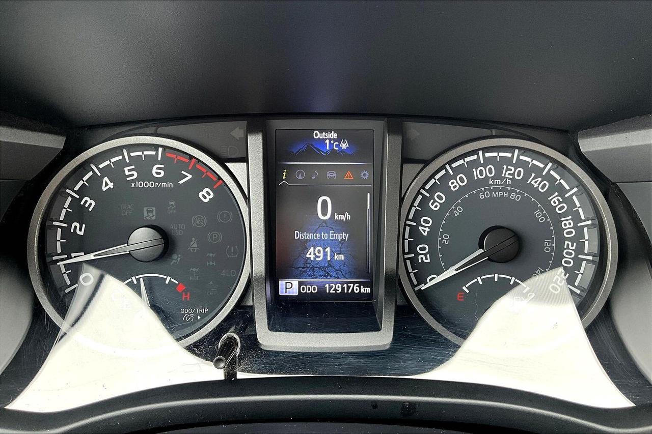 2023 Toyota Tacoma TRD OFF-ROAD 4X4   PREMIUM PACKAGE   LEATHER   NAV Photo