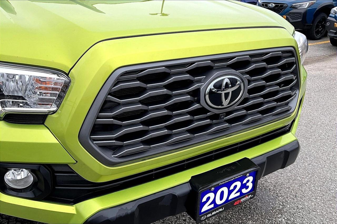 2023 Toyota Tacoma TRD OFF-ROAD 4X4   PREMIUM PACKAGE   LEATHER   NAV Photo
