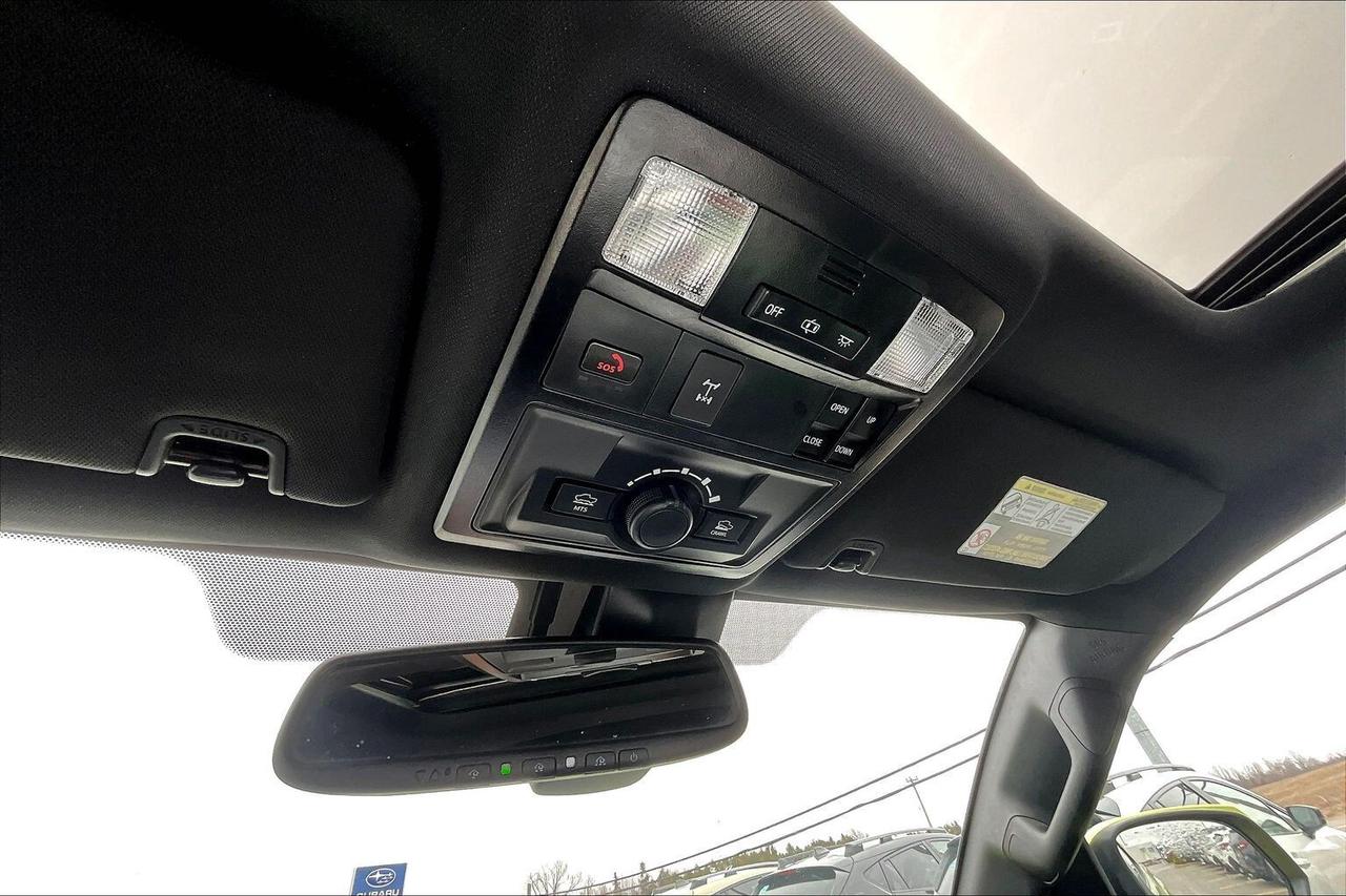 2023 Toyota Tacoma TRD OFF-ROAD 4X4   PREMIUM PACKAGE   LEATHER   NAV Photo