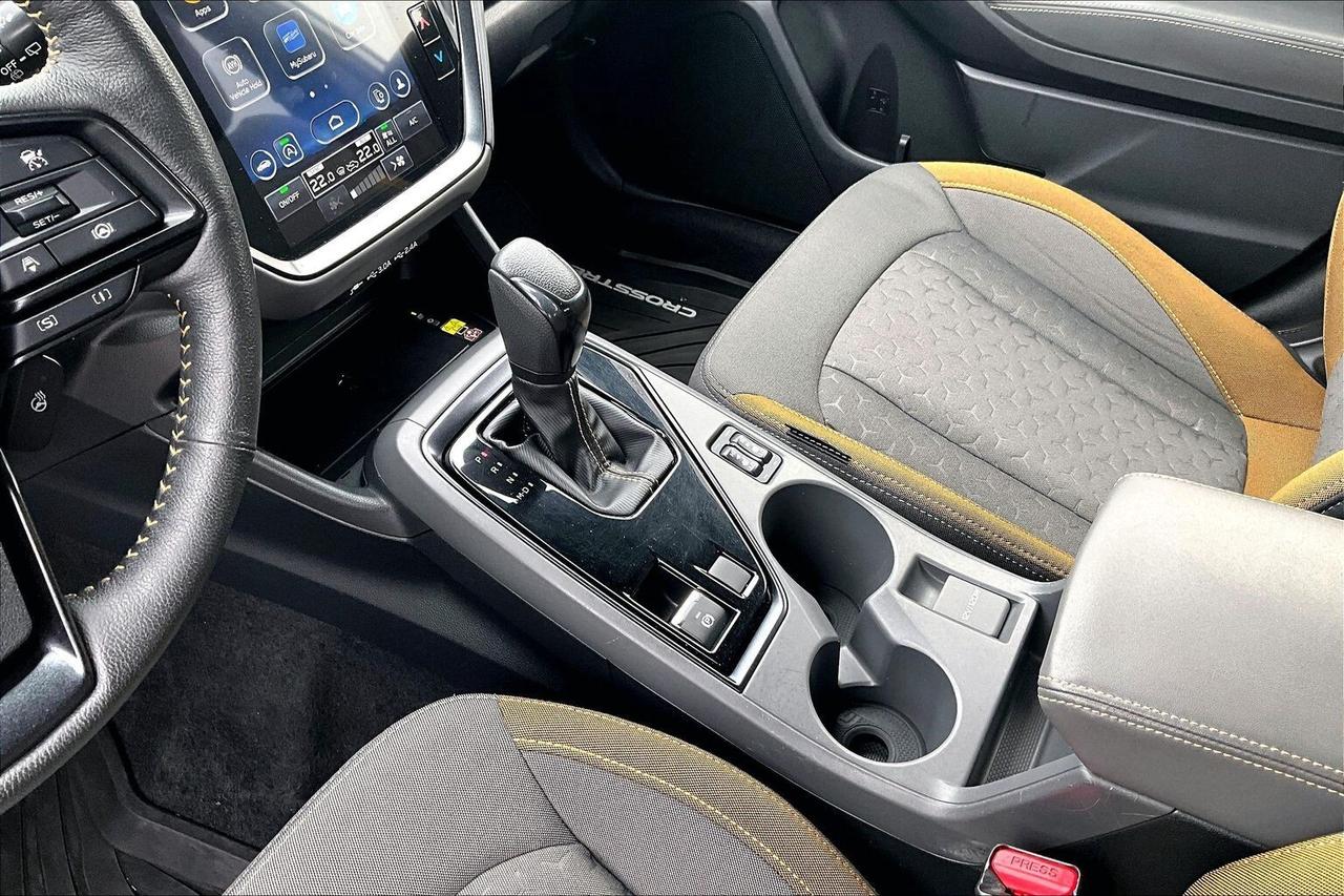 2024 Subaru Crosstrek ONYX AWD   SUNROOF   HEATED SEATS/STEER   EYESIGHT Photo