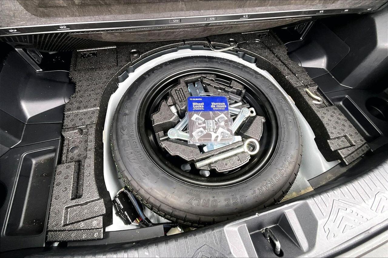 2024 Subaru Crosstrek ONYX AWD   SUNROOF   HEATED SEATS/STEER   EYESIGHT Photo