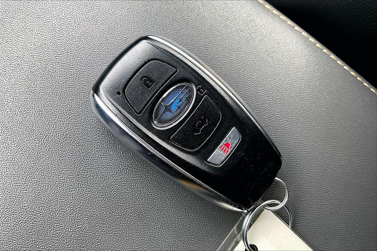 2024 Subaru Crosstrek ONYX AWD   SUNROOF   HEATED SEATS/STEER   EYESIGHT Photo